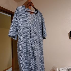 NWOT Mens Tory Burch Snap up Robe